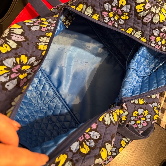 Vintage Vera Bradley “Indigo Pop” Travel Bag - Retired in 2012 - Picture 6 of 6